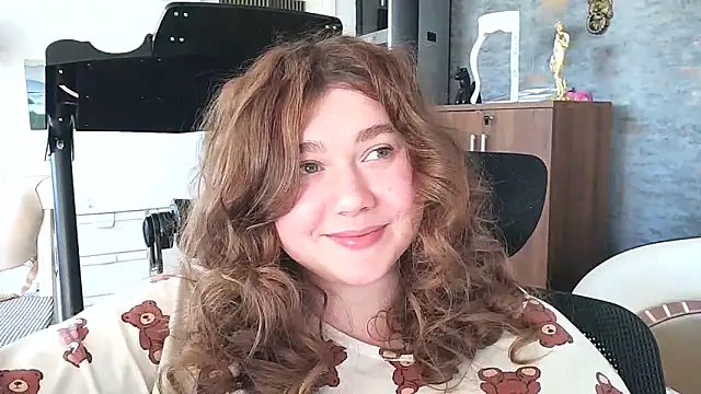 AmeliFoxi online show from 23, 4, 2026
