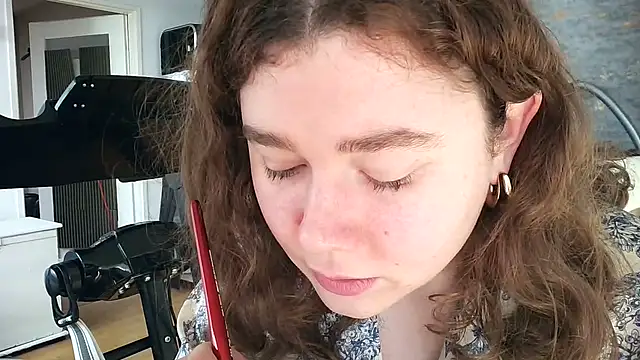 AmeliFoxi online show from 29, 4, 2026