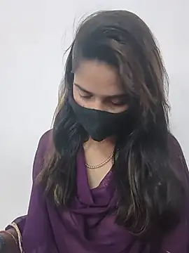 sexy bhabhii online show from 4, 7, 2026