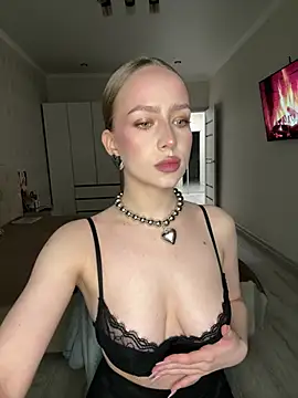 AlisaPearl online show from 15, 4, 2026