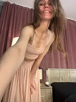 DriveThruKira online show from 28, 6, 2026