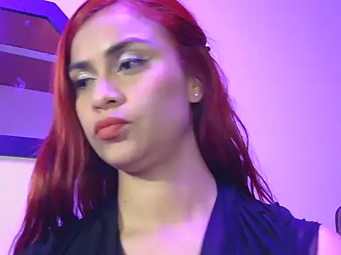 Snapshot of tinny_emiily chatting on 1, 5, 2026 tinny emiily online show from 1, 5, 2026