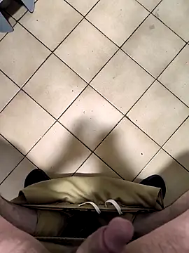 xaviier7777 online show from 17, 4, 2026