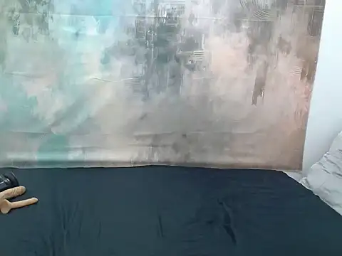 BossyBustyQueen online show from 2, 6, 2026