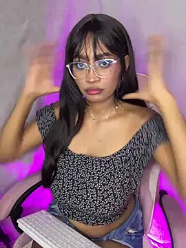 ALISSA SMITH  online show from 26, 6, 2026