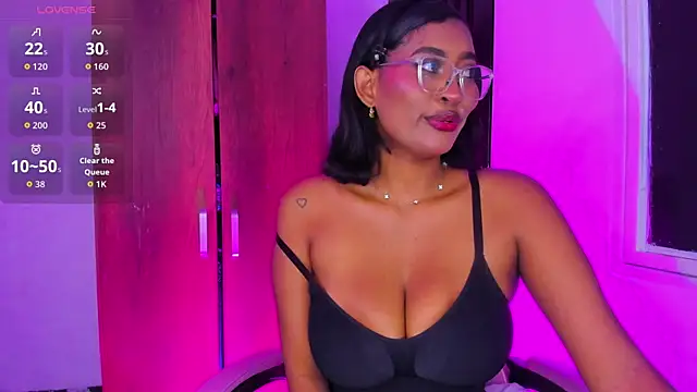 ALISSA SMITH  online show from 18, 7, 2026
