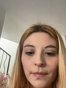 Bunnysweet95 online show from 17, 4, 2026