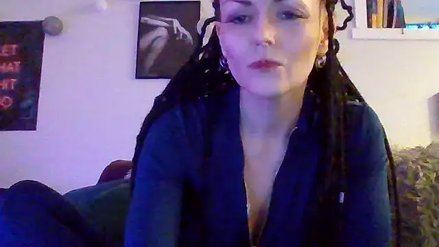 shyhornymommy online show from 18, 4, 2026