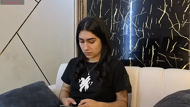 Snapshot of Julianas_pm chatting on 16, 4, 2026 Julianas pm online show from 16, 4, 2026