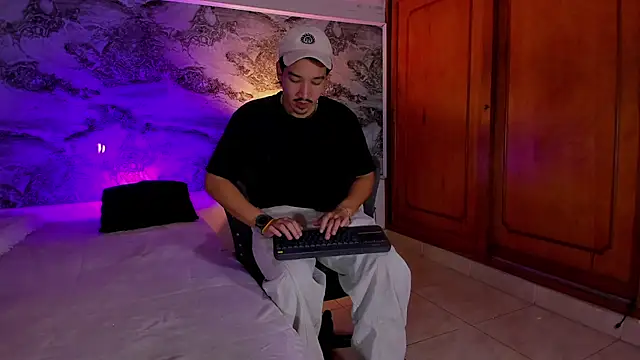 Iam OttoAndrew online show from 27, 5, 2026