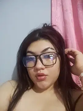 Snapshot of Mia2024 chatting on 14, 4, 2026 Mia2024 online show from 14, 4, 2026