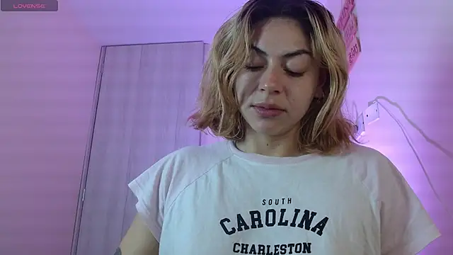 aprildumont online show from 18, 7, 2026