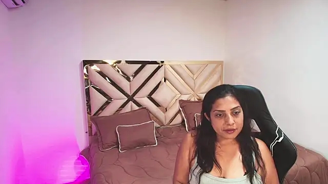 Bianca Royale online show from 15, 4, 2026