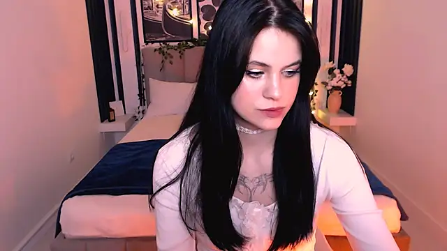 Snapshot of _Scarlett_Lee_ chatting on 7, 5, 2026 Scarlett Lee online show from 7, 5, 2026