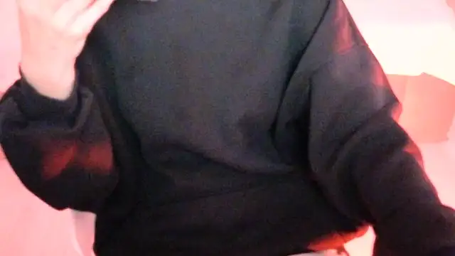  Scarlett Lee  online show from 6, 7, 2026