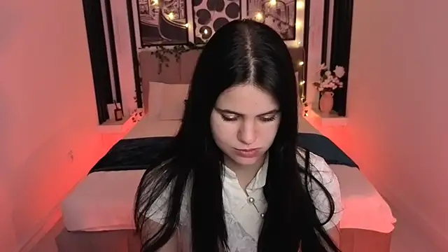  Scarlett Lee  online show from 14, 7, 2026