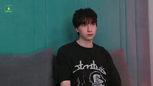 Finn Black online show from 23, 4, 2026