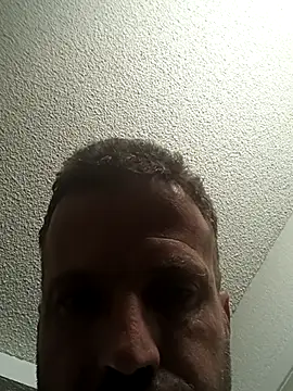 Travis212121 online show from 10, 7, 2026