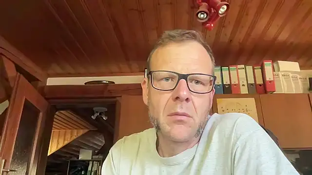 Snapshot of o_florian_o1 chatting on 26, 5, 2026 o florian o1 online show from 26, 5, 2026