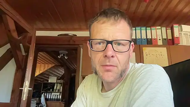 Snapshot of o_florian_o1 chatting on 27, 5, 2026 o florian o1 online show from 27, 5, 2026