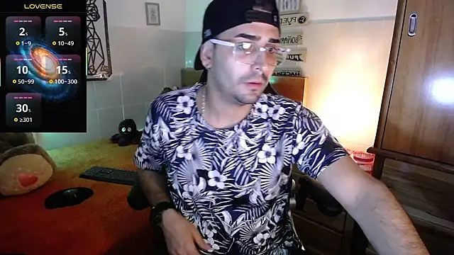 Snapshot of andders_ chatting on 24, 7, 2026 andders online show from 24, 7, 2026