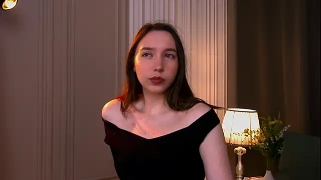 Snapshot of Suzaneey chatting on 26, 6, 2026 Suzaneey online show from 26, 6, 2026
