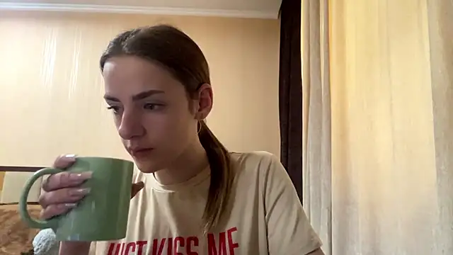Snapshot of selianderol chatting on 9, 7, 2026 selianderol online show from 9, 7, 2026