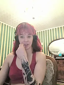 amberrrdolll  online show from 19, 4, 2026