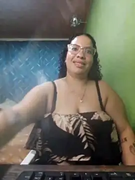 Snapshot of DivaCaliente1 chatting on 1, 7, 2026 DivaCaliente1 online show from 1, 7, 2026