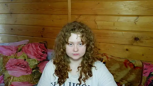 Snapshot of Sara_del_Sun chatting on 12, 6, 2026 Sara del Sun online show from 12, 6, 2026