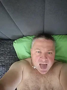 Snapshot of Anatolii_77 chatting on 27, 5, 2026 Anatolii 77 online show from 27, 5, 2026
