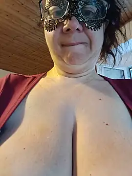 Snapshot of CasalingaEccitata chatting on 1, 7, 2026 CasalingaEccitata online show from 1, 7, 2026