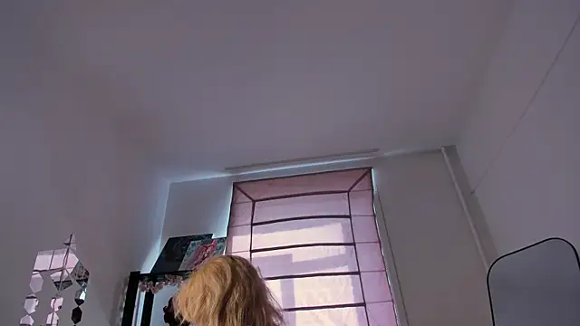 Snapshot of Judi_Rush chatting on 23, 5, 2026 Judi Rush online show from 23, 5, 2026
