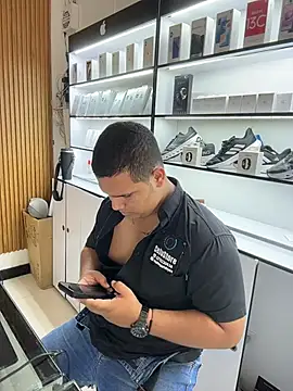 Snapshot of Patricio_02 chatting on 11, 5, 2026 Patricio 02 online show from 11, 5, 2026