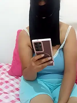 Snapshot of Youmy_love26 chatting on 3, 7, 2026 Youmy love26 online show from 3, 7, 2026