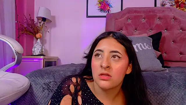 Maggiee 1 online show from 13, 5, 2026
