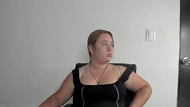 lolabunnysc online show from 26, 5, 2026