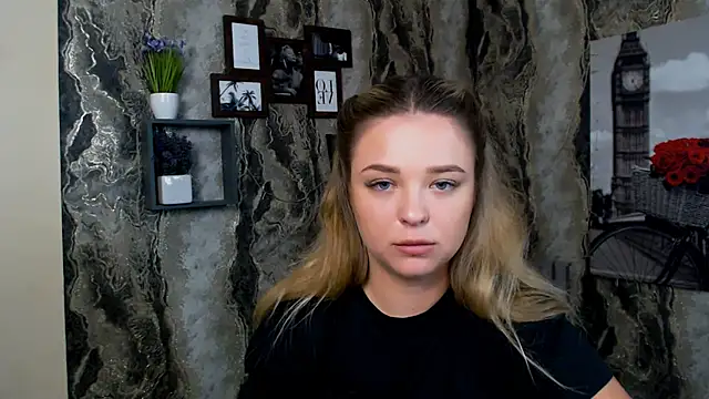 NicoleAura online show from 29, 6, 2026