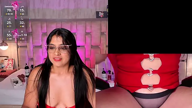 LuciaReid online show from 24, 4, 2026