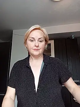 Snapshot of Svetlysvet chatting on 6, 7, 2026 Svetlysvet online show from 6, 7, 2026