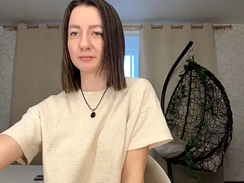 Snapshot of MariaSpadoni chatting on 27, 4, 2026 MariaSpadoni online show from 27, 4, 2026