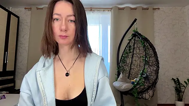 Snapshot of MariaSpadoni chatting on 2, 5, 2026 MariaSpadoni online show from 2, 5, 2026