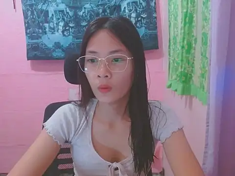 Snapshot of Sweetsexylady19 chatting on 30, 5, 2026 Sweetsexylady19 online show from 30, 5, 2026