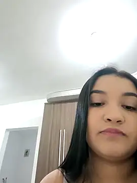 Snapshot of eline01 chatting on 14, 5, 2026 eline01 online show from 14, 5, 2026