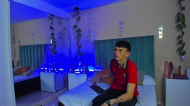 ARIANA CRI-X online show from 21, 4, 2026