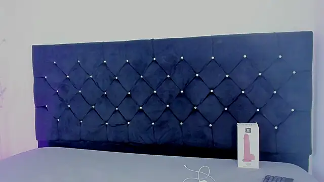 Snapshot of mariana_flower chatting on 21, 5, 2026 mariana flower online show from 21, 5, 2026