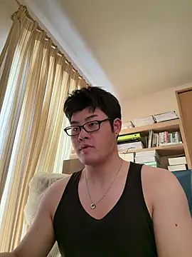 Snapshot of shun_201 chatting on 13, 5, 2026 shun 201 online show from 13, 5, 2026