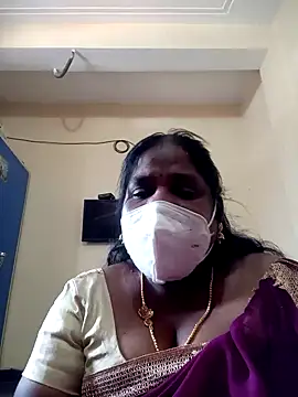 Snapshot of swetha10 chatting on 9, 7, 2026 swetha10 online show from 9, 7, 2026