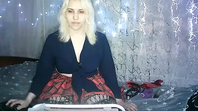 Miiro00 online show from 5, 5, 2026