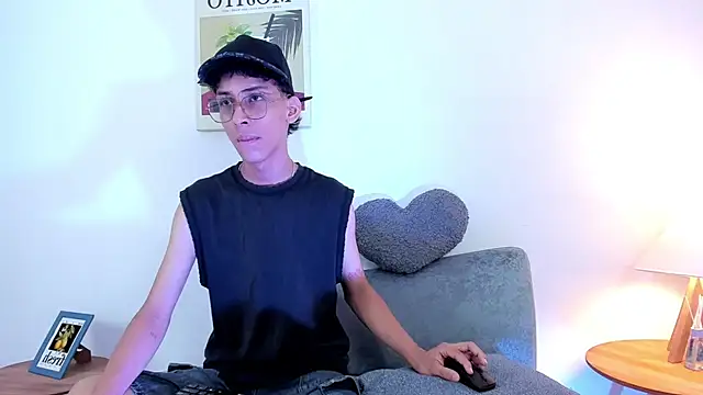Snapshot of dax_blaze chatting on 20, 5, 2026 dax blaze online show from 20, 5, 2026